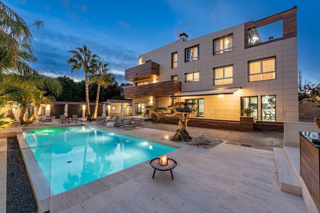 Luxury Casa Con Piscina, Wifi, 150M Dal Mare Apartment Miami Playa Luaran gambar