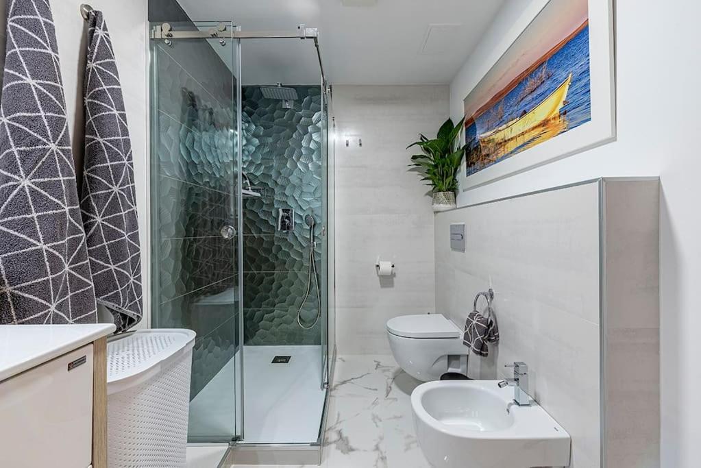 Luxury Casa Con Piscina, Wifi, 150M Dal Mare Apartment Miami Playa Luaran gambar