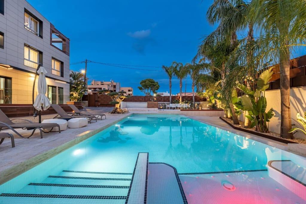 Luxury Casa Con Piscina, Wifi, 150M Dal Mare Apartment Miami Playa Luaran gambar