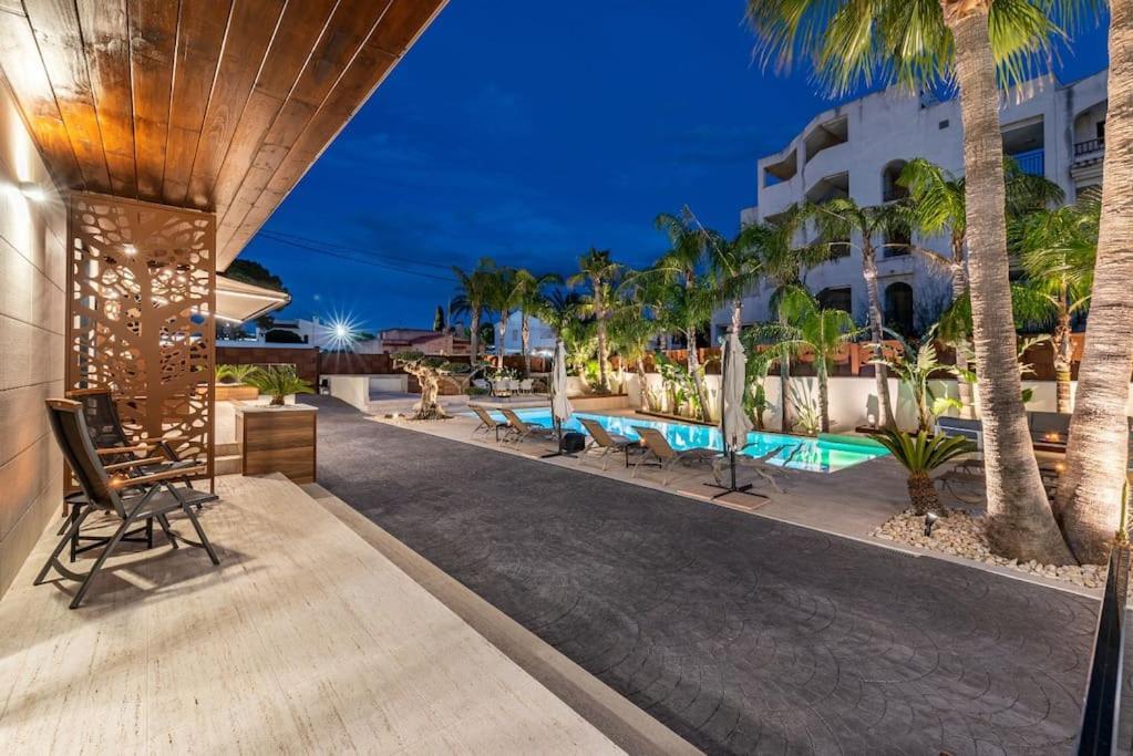 Luxury Casa Con Piscina, Wifi, 150M Dal Mare Apartment Miami Playa Luaran gambar
