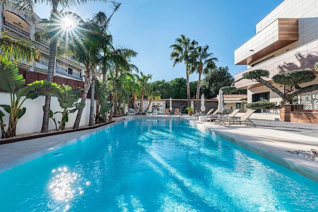 Luxury Casa Con Piscina, Wifi, 150M Dal Mare Apartment Miami Playa Luaran gambar
