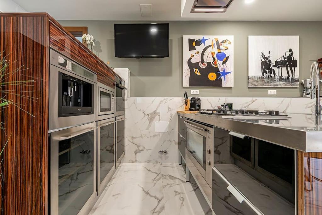 Luxury Casa Con Piscina, Wifi, 150M Dal Mare Apartment Miami Playa Luaran gambar