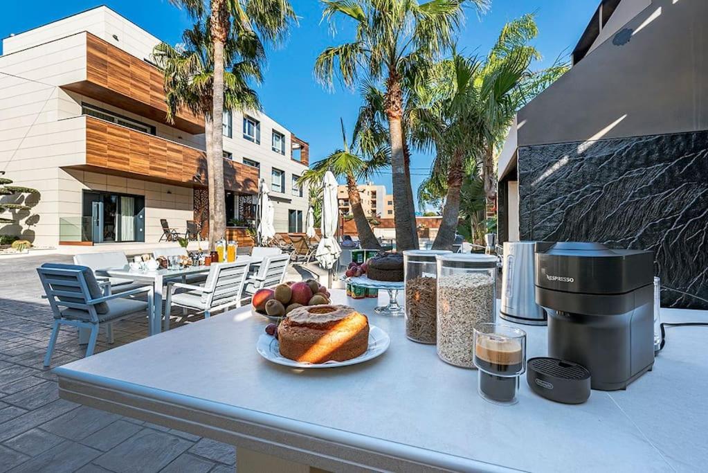 Luxury Casa Con Piscina, Wifi, 150M Dal Mare Apartment Miami Playa Luaran gambar